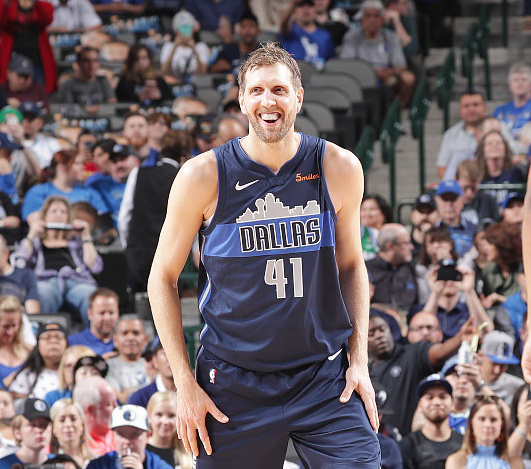 开云APP-关于毕尔巴鄂竞技训练开放日，窗口期篮板制胜引欢呼，欧超杯在即，球队文化再被提及的信息