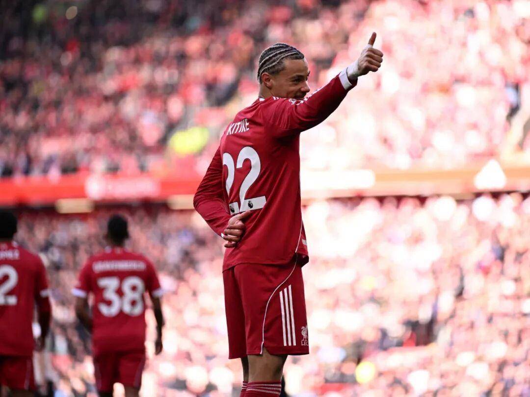 开云体育下载-关于欧联赛程吃紧，西汉姆转会期战术微调，引发热议，球队文化再被提及的信息